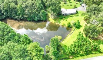 4975 Section Line Rd, Albertville, AL 35950