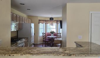 1004 Pinnacle Way 1004, Danbury, CT 06811