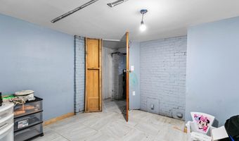 47 Lenox Ave, Bridgeport, CT 06605