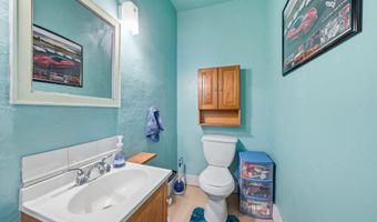 325 W 5th St, Auburn, IN 46706
