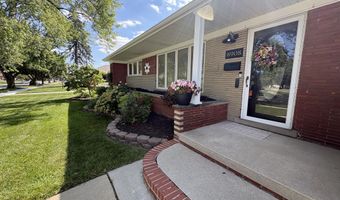 8908 Fox Ave, Allen Park, MI 48101
