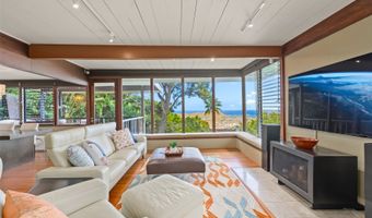 4765 Matsonia Dr, Honolulu, HI 96816