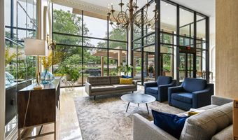 1300 ARMY NAVY Dr 816, Arlington, VA 22202