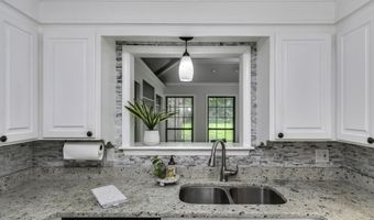 9 Treeway Dr, Brandon, MS 39042