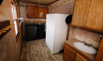 1002 A St, Aurora, NE 68818