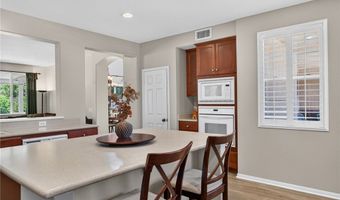 2332 Douglaston, Escondido, CA 92026