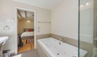 1037 Pinecrest Ter, Ashland, OR 97520
