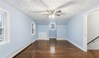 252 S Main St, Coventry, RI 02816