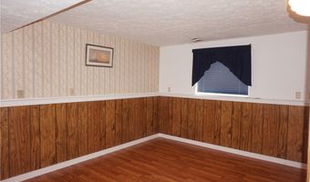 6019 New London Rd, Ashtabula, OH 44004