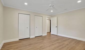 553 DAVID St, Atlantic Beach, FL 32233