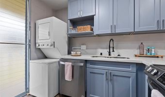 95-2039 Waikalani Pl C202, Mililani, HI 96789