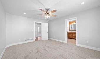 796 Hollow Dr, Ammon, ID 83401