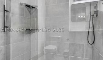 1000 W Island Blvd 1206, Aventura, FL 33160