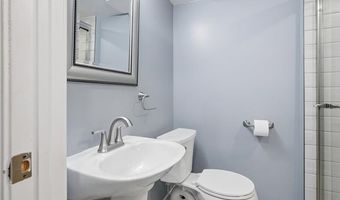 6354 Shenandoah Ave, Allen Park, MI 48101