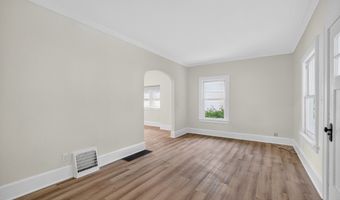1443 Wilson Ave, Des Moines, IA 50316
