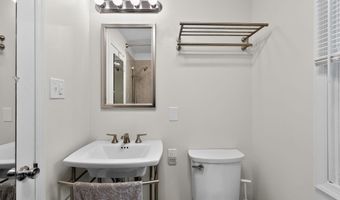 157 EDGEWOOD Dr, Ambler, PA 19002