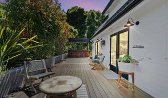 995 Old Farm Ln, Aptos, CA 95003
