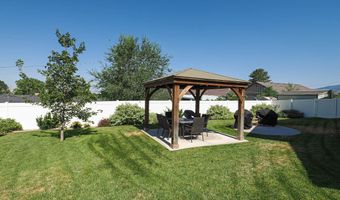 2524 S EDGEHILL Dr, Bountiful, UT 84010