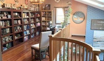 258 Misty Ln, Amherst, NY 14051