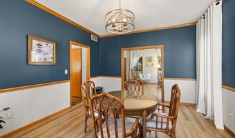 895 Williamsburg Ct, Ashland, OH 44805
