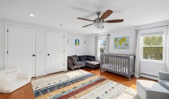 121 Spofford Ave, Warwick, RI 02888