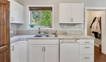 566 JEFFERSON St, Afton, WY 83110
