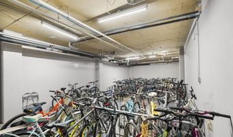 2500 N VAN DORN St 517, Alexandria, VA 22302