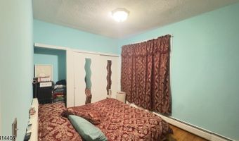 394 Cortlandt St, Belleville, NJ 07109
