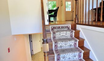 317 Perkins St, Bristol, CT 06010