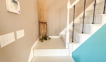 765 Max Deen Dr, Baxley, GA 31513
