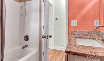2126 Downing St, Charlotte, NC 28205