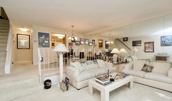 2222 S QUINCY St 1, Arlington, VA 22204