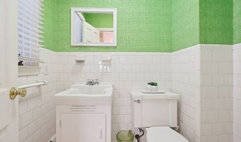 32 Thayer Farm Rd, Attleboro, MA 02703