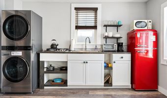 78 Ledgelawn Ave, Bar Harbor, ME 04609