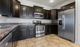 302 NE M St, Bentonville, AR 72712