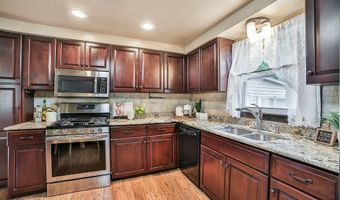 305 Vine Ln, Amherst, NY 14228