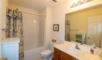 204 Carrington Pl, Arden, NC 28704