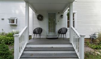 150 Chestnut St, Branford, CT 06405