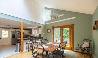 648 Beech Hill Rd, Auburn, ME 04210