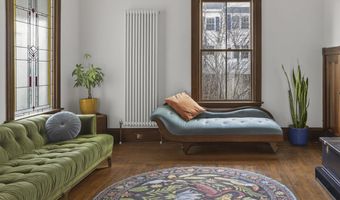 38 Union St, Belfast, ME 04915