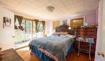 711 Black Plain Rd, North Smithfield, RI 02896