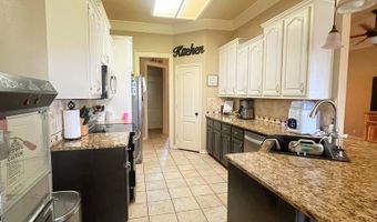 1201 La Paz, Andrews, TX 79714
