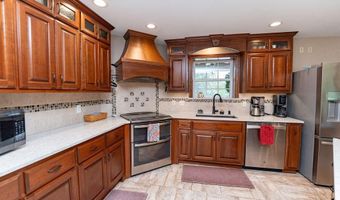 8409 NW County Road 6002, Amoret, MO 64722