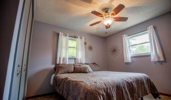 615 W State St, Algona, IA 50511