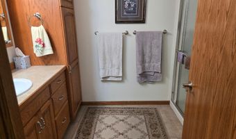 1405 26th St SW, Austin, MN 55912