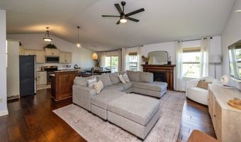 4608 NE Wanda Dr, Ankeny, IA 50021