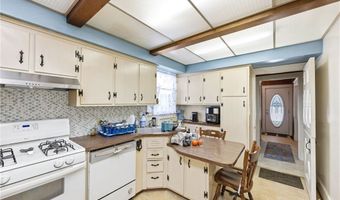 631 Bunker Hill Rd, Ashtabula, OH 44004