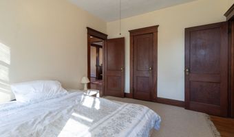 61-63 Home Pl, Branford, CT 06405