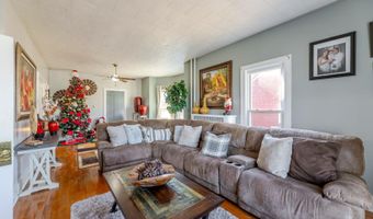 703 13th St, Auburn, NE 68305