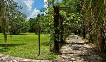 18220 ELMWOOD Dr, Alva, FL 33920